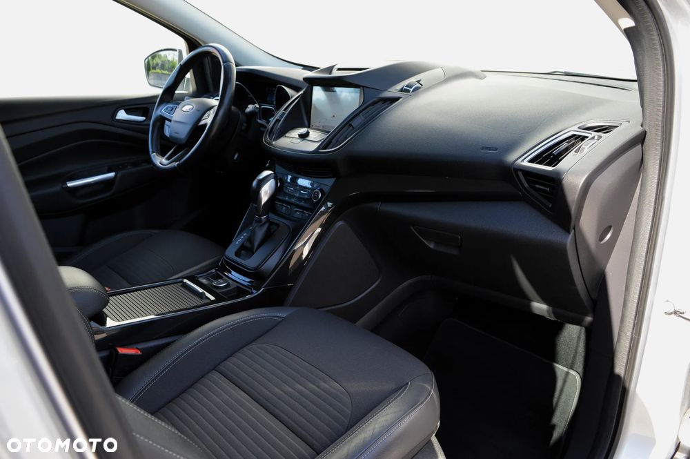 Ford Kuga 2.0 TDCi AWD Titanium - 10