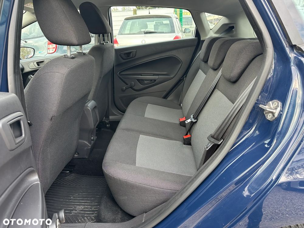 Ford Fiesta - 20