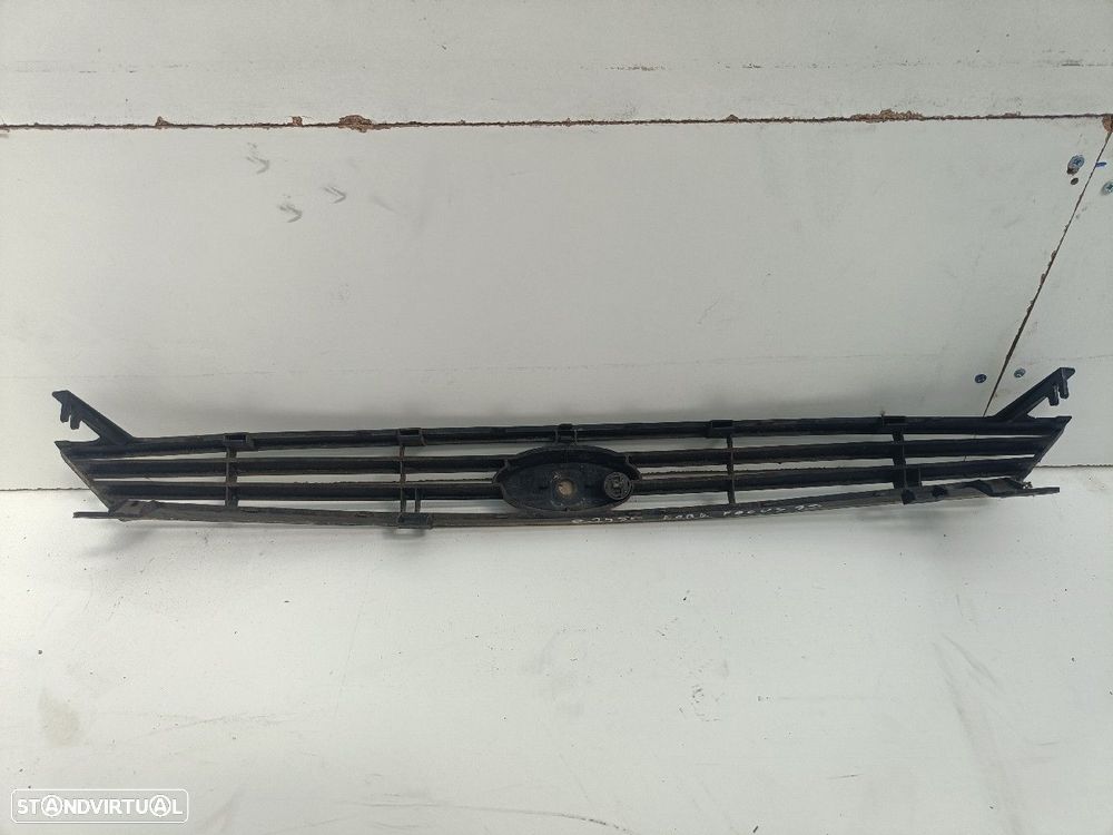 Grelha Frente / Frontal Ford Focus Turnier (Dnw) - 2