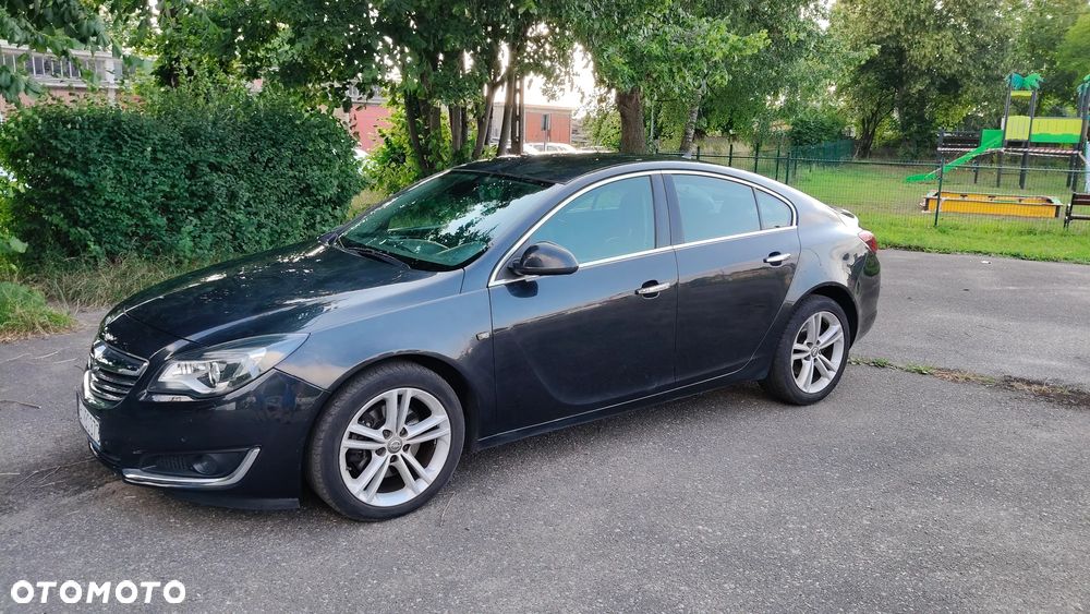 Opel Insignia 2.0 CDTI Cosmo - 3