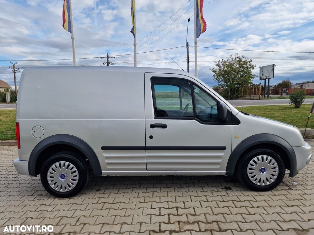Ford Transit Connect - 19
