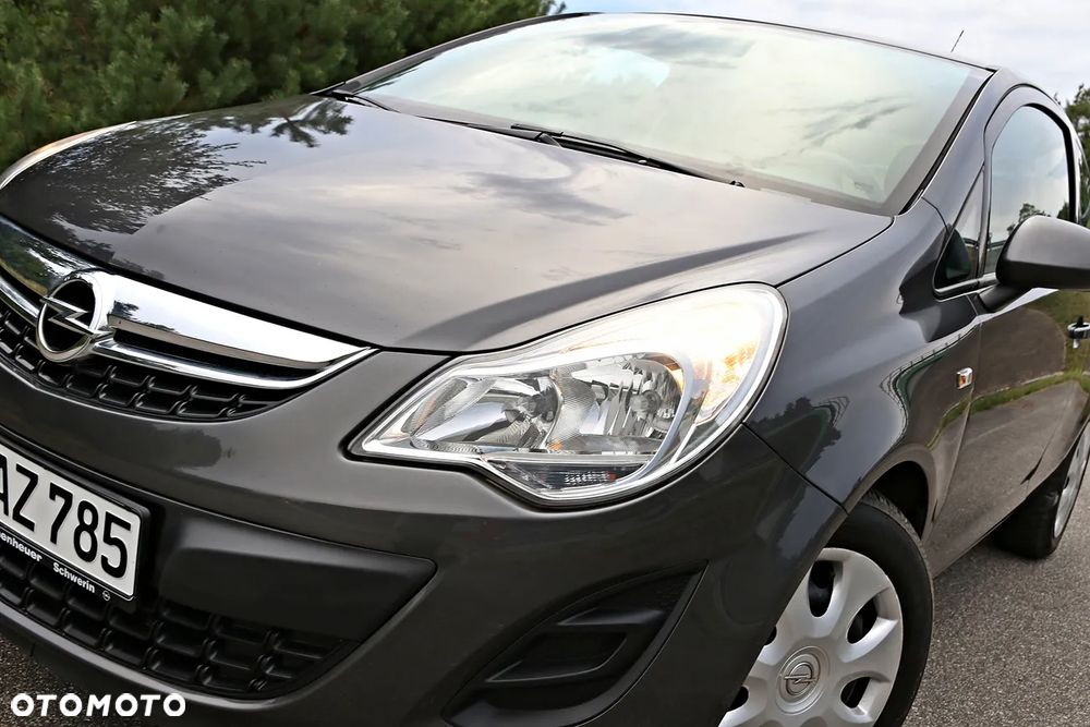 Opel Corsa 1.4 16V Active - 1