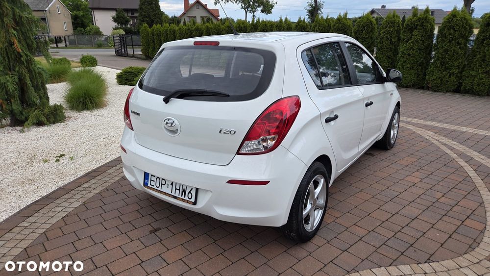 Hyundai i20 - 11