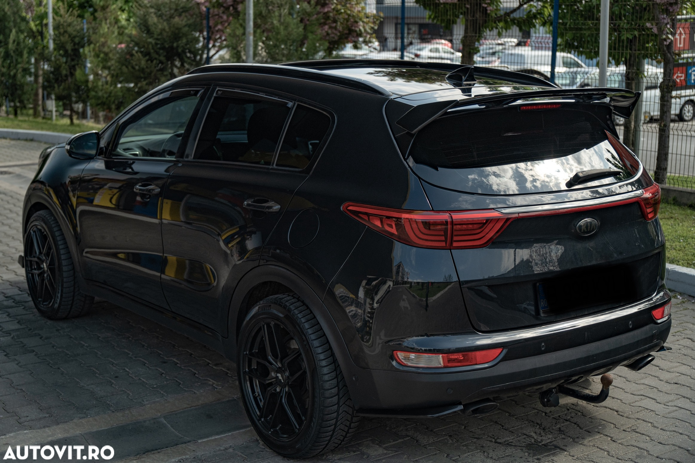 Kia Sportage 2,0 CRDI AWD Aut. GT Line - 3