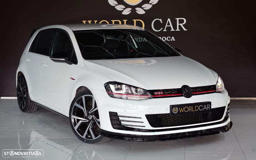 VW Golf - 3