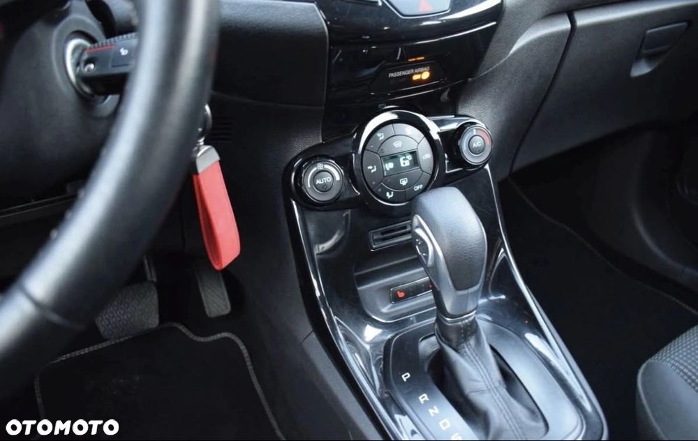 Ford Fiesta - 11