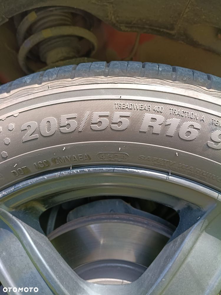 Kia Stonic 1.4 L - 18