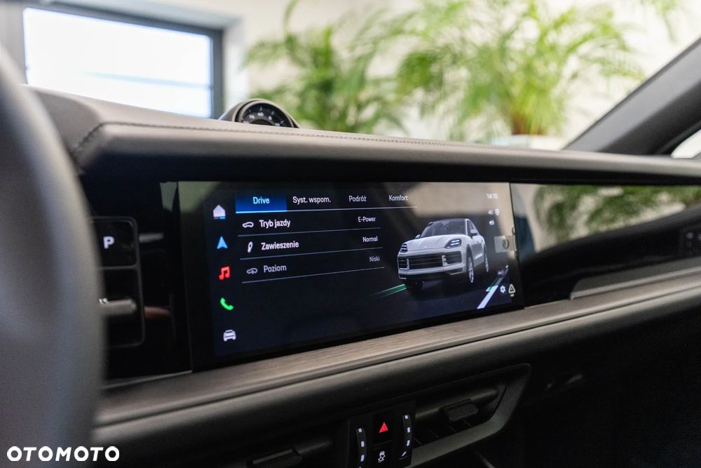 Porsche Cayenne E-Hybrid PHEV Black Edition - 22