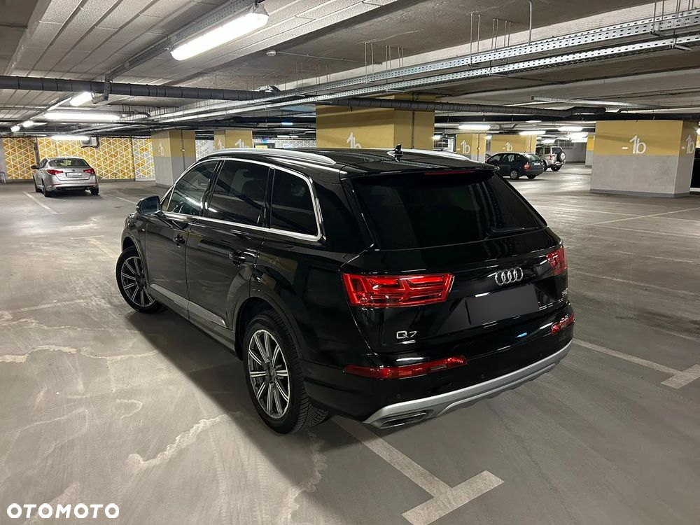 Audi Q7 3.0 TFSI Quattro Tiptronic - 7