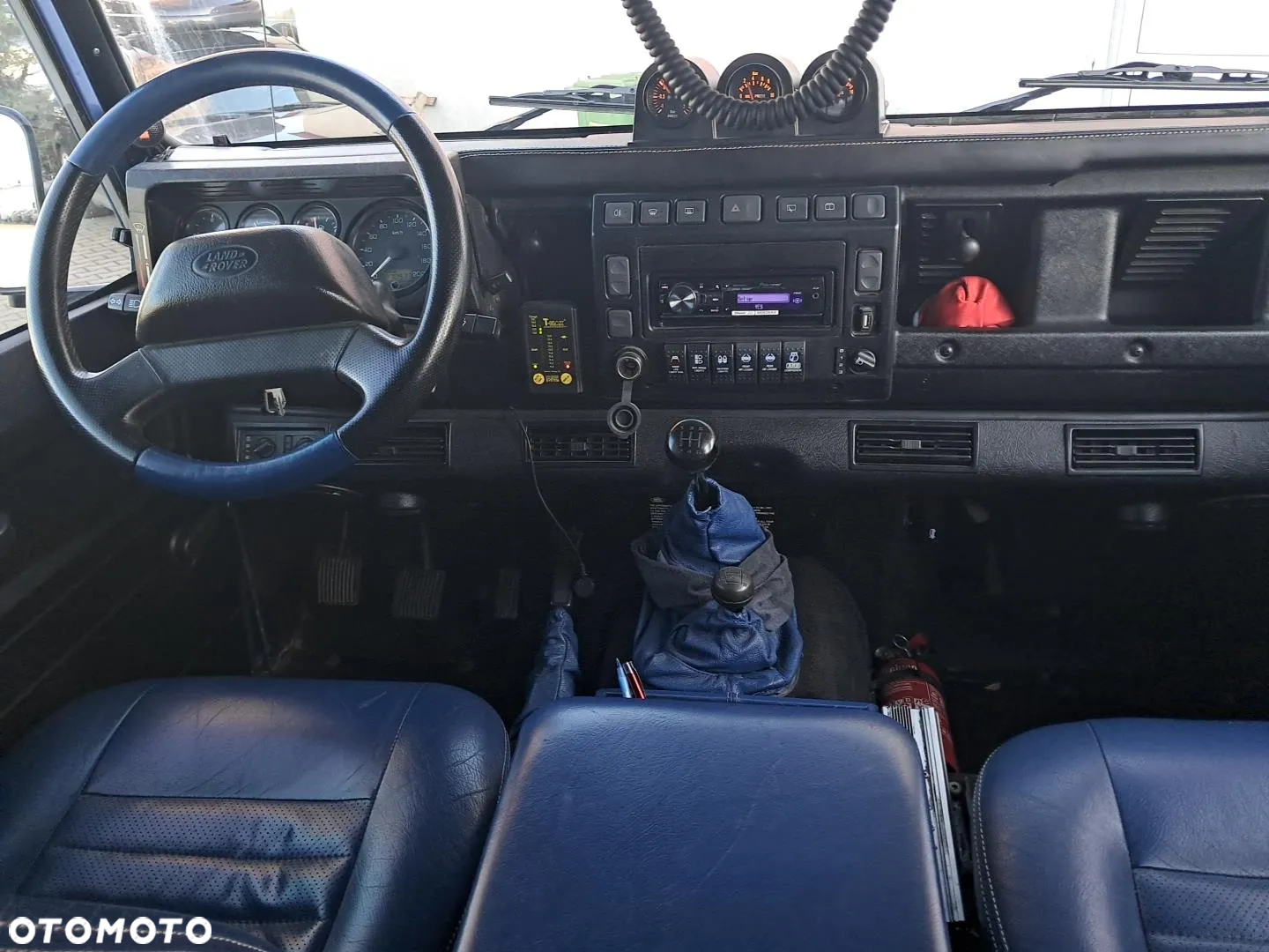 Land Rover Defender 110 2.5 TDI - 13