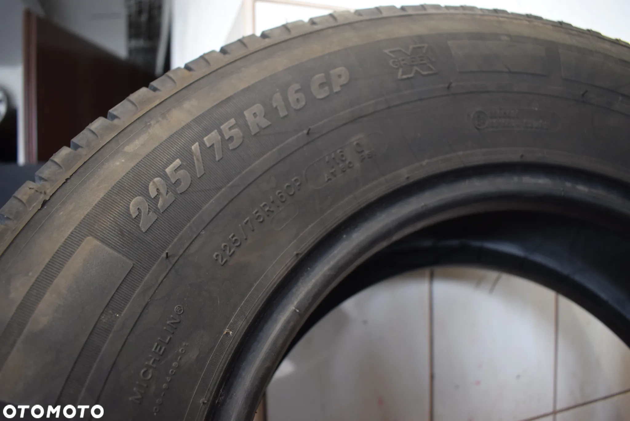 R16C 225/75 Michelin Agilis Camping Cena za komplet - 6