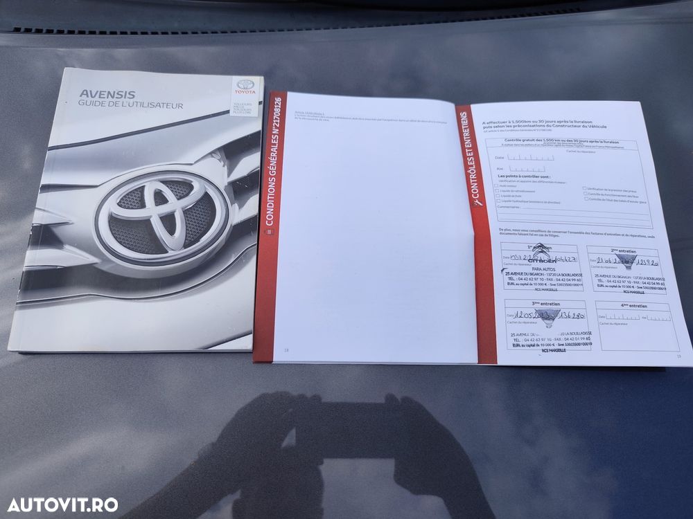Toyota Avensis 2.0 D-4D Executive - 7