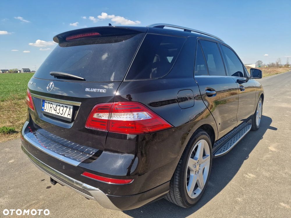 Mercedes-Benz ML 350 BlueTEC 4MATIC 7G-TRONIC - 17