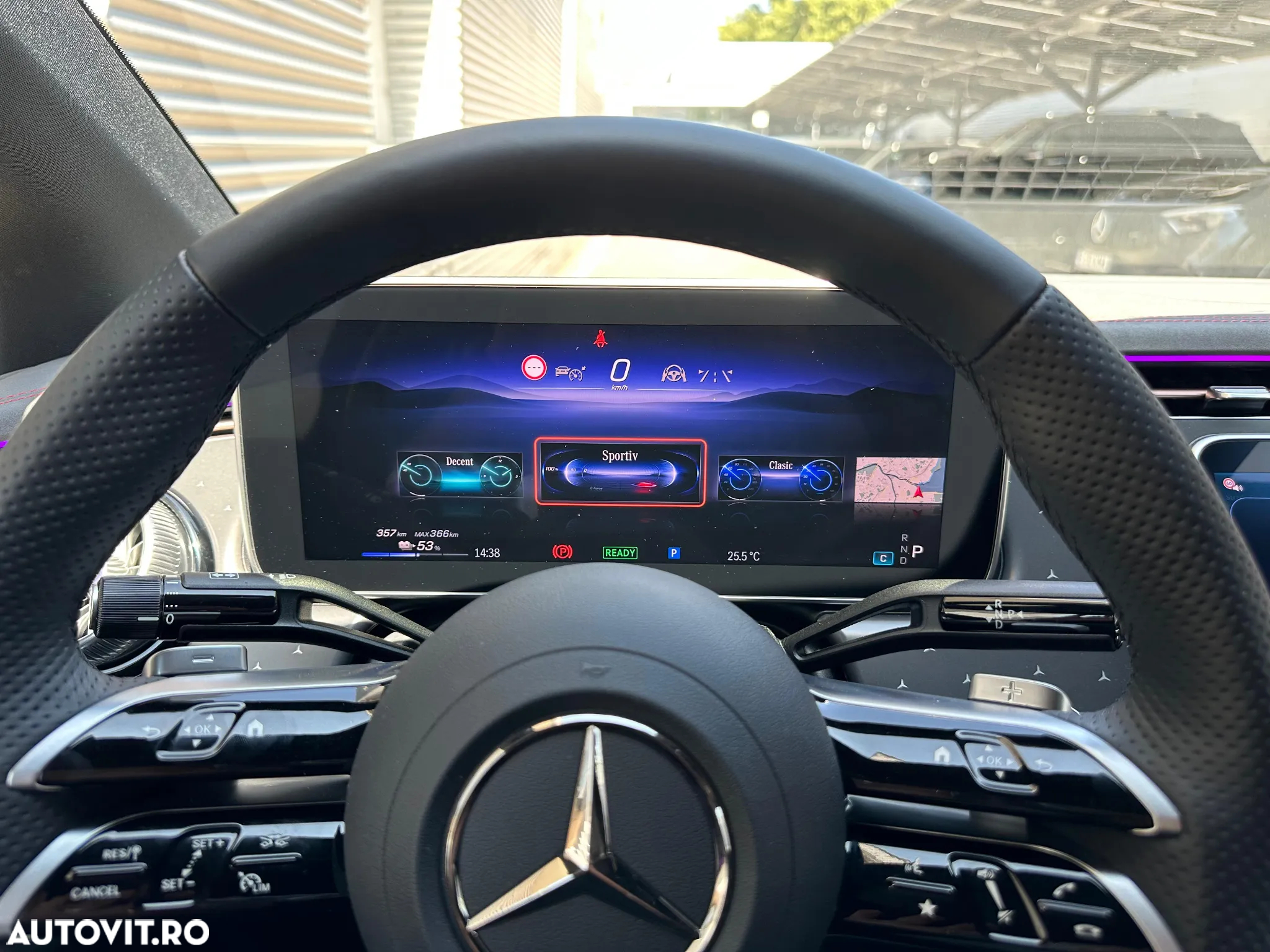 Mercedes-Benz EQE 350+ - 33