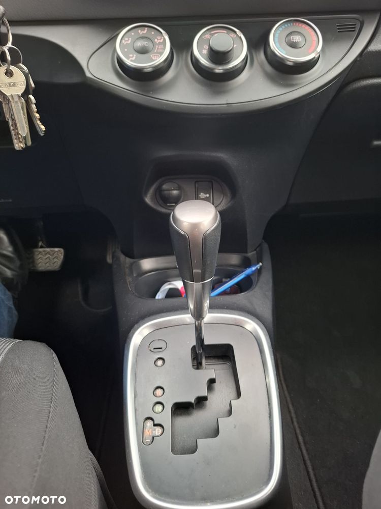 Toyota Yaris 1.33 Dynamic MS EU6 - 20