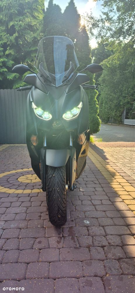 Yamaha X-max - 17