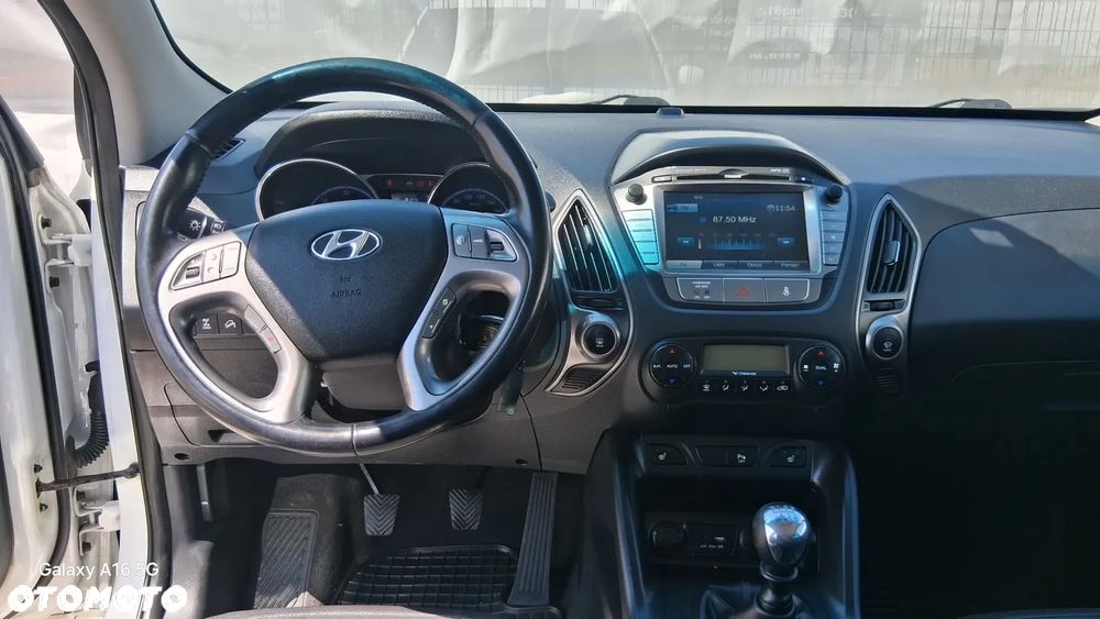 Hyundai ix35 2.0 CRDi 4WD Premium - 17