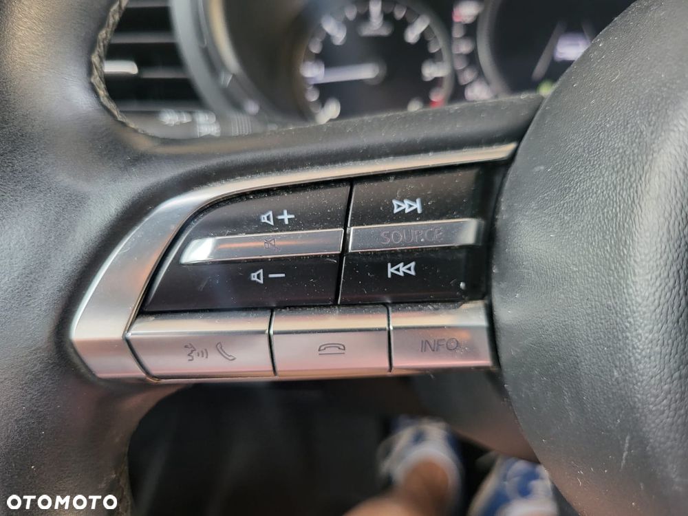 Mazda 3 SKYACTIV-D 1.8 - 11