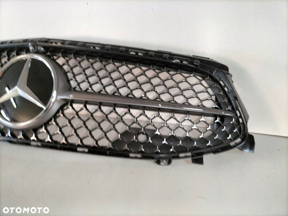 atrapa kratka grill mercedes cla w118 lift 21- - 5