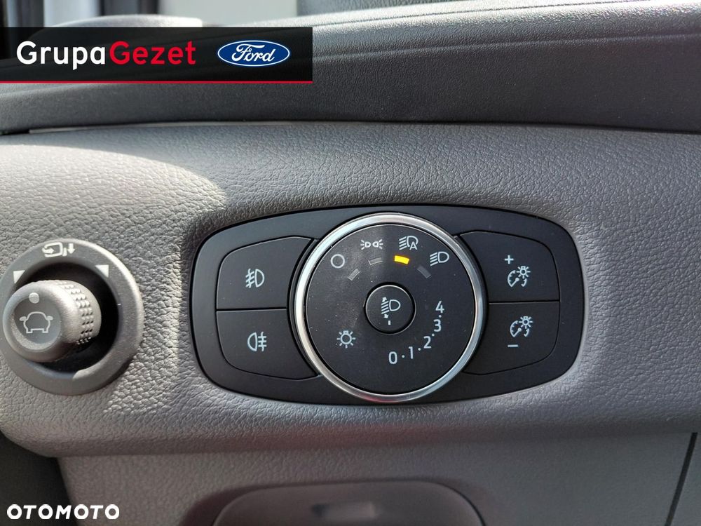 Ford Transit - 13