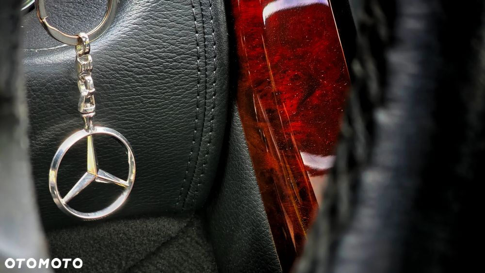 Mercedes-Benz CL 500 7G-TRONIC - 28