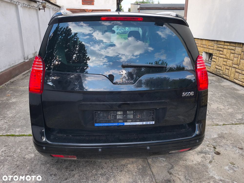 Peugeot 5008 HDI 150 Allure - 9