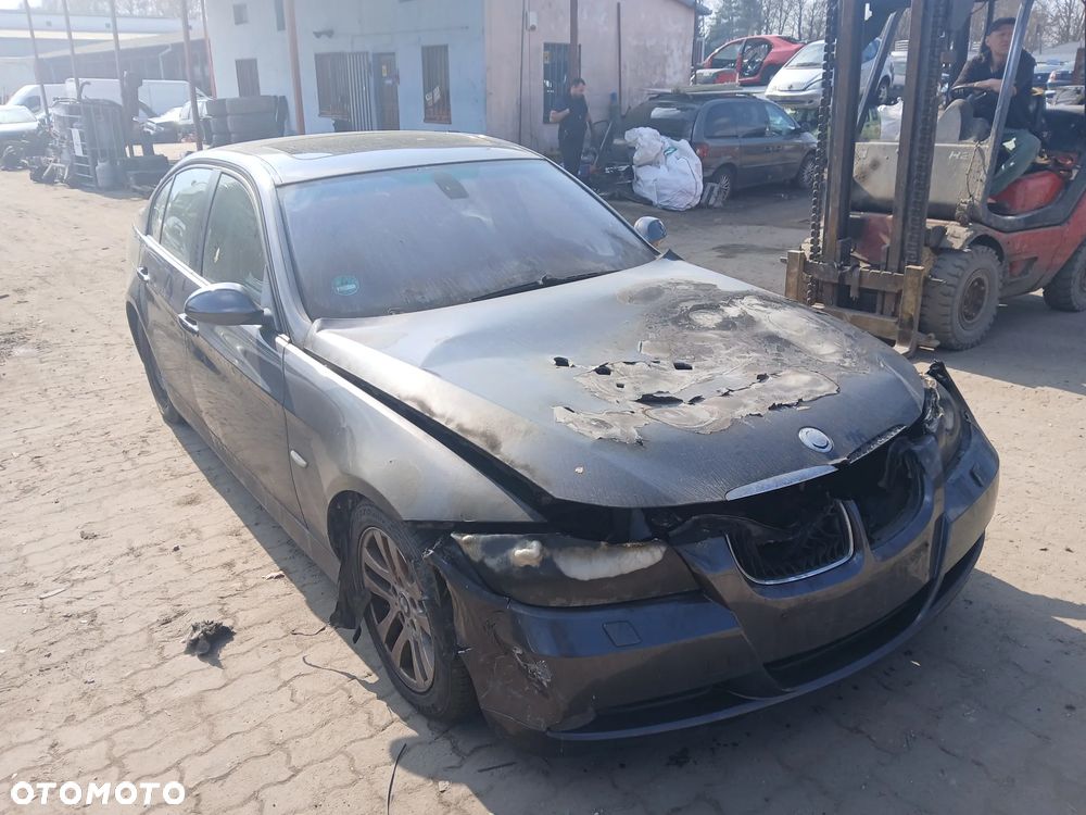 bmw e90 320 silnik n46b20b skrzynia sanki belka przód tył wahacz zacisk zwrotnica maglownica - 2