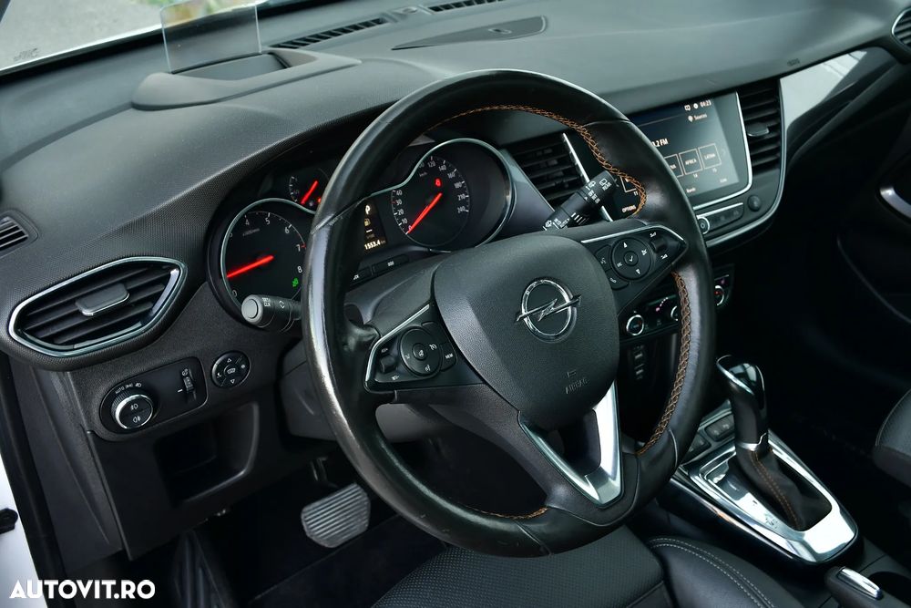 Opel Crossland - 16