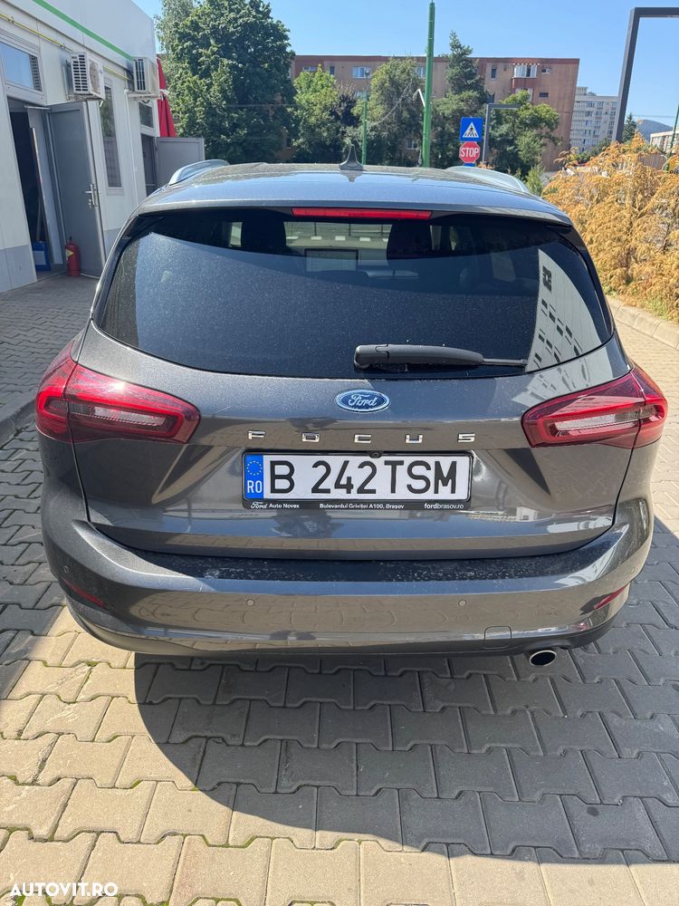Ford Focus 1.5 EcoBlue 8AT Titanium - 4