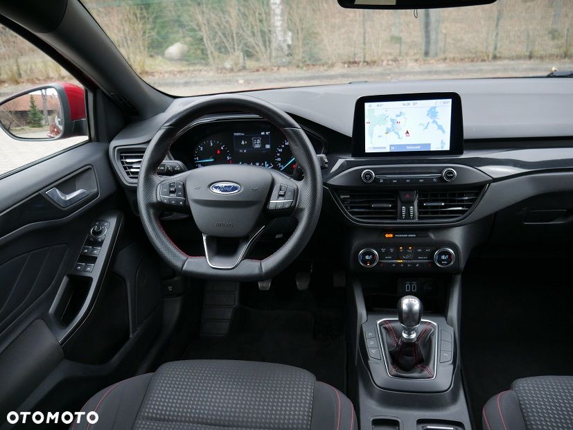 Ford Focus 1.5 EcoBlue STart-Stopp-System ST-LINE - 9