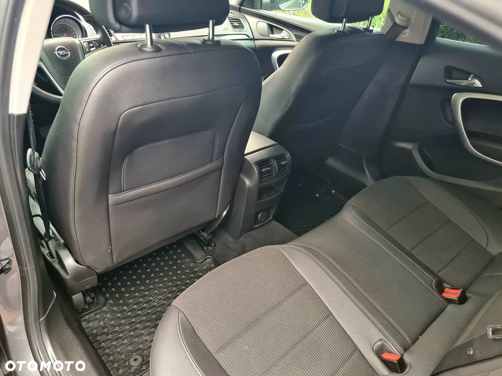 Opel Insignia 2.0 Turbo 4x4 Cosmo - 27