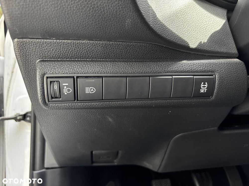 Toyota Corolla - 21