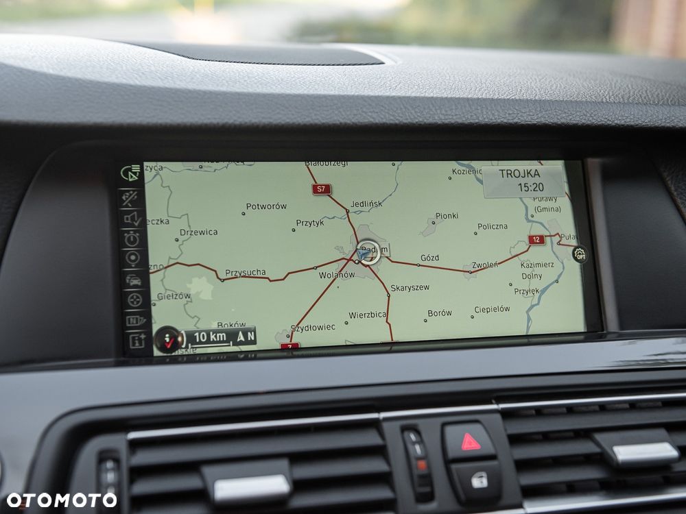 BMW Seria 5 528i xDrive Sport-Aut Luxury Line - 21