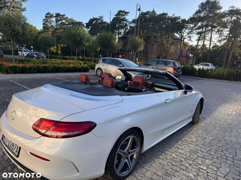 Mercedes-Benz Klasa C 300 9G-TRONIC - 11