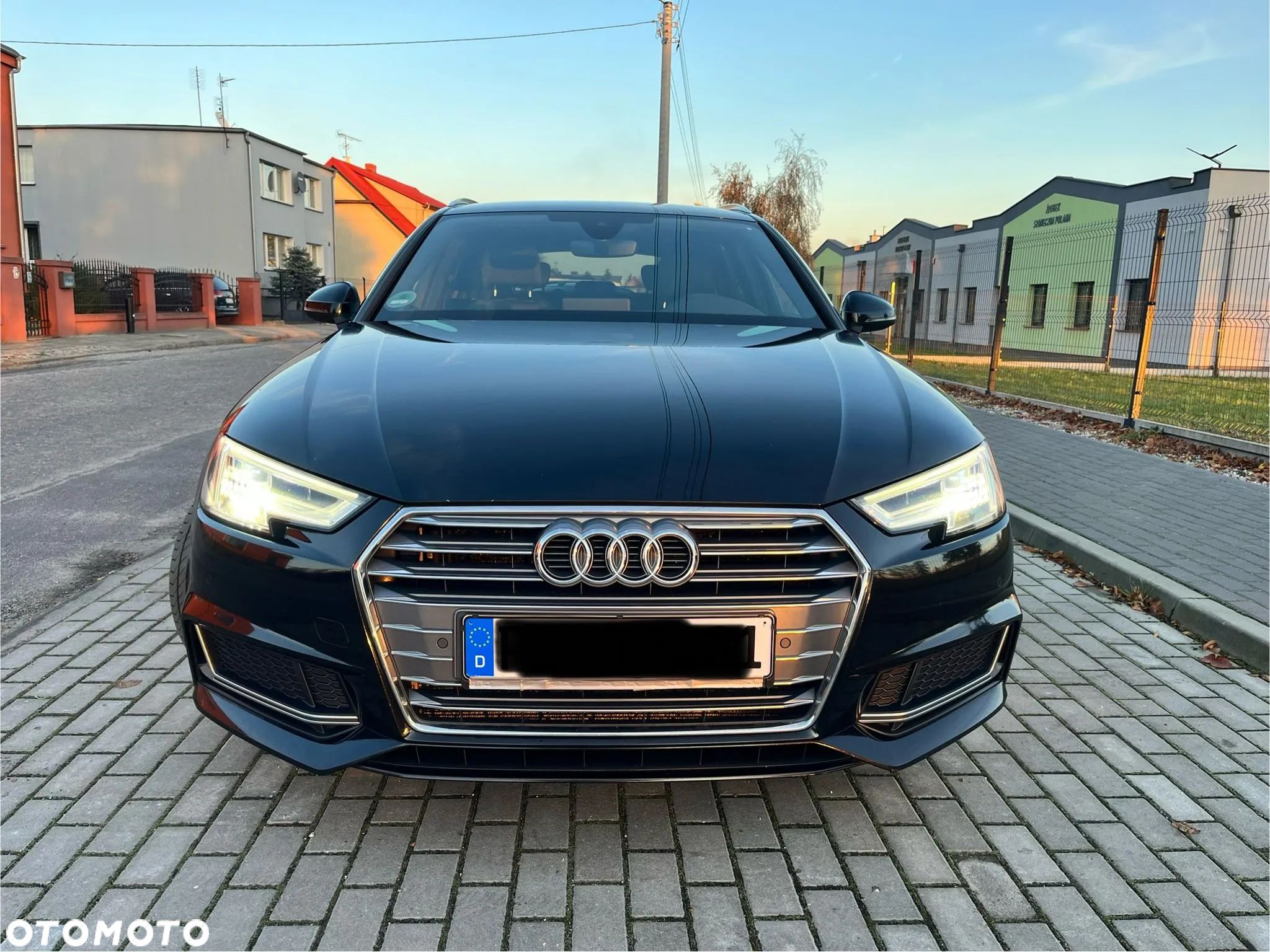 Audi A4 - 1
