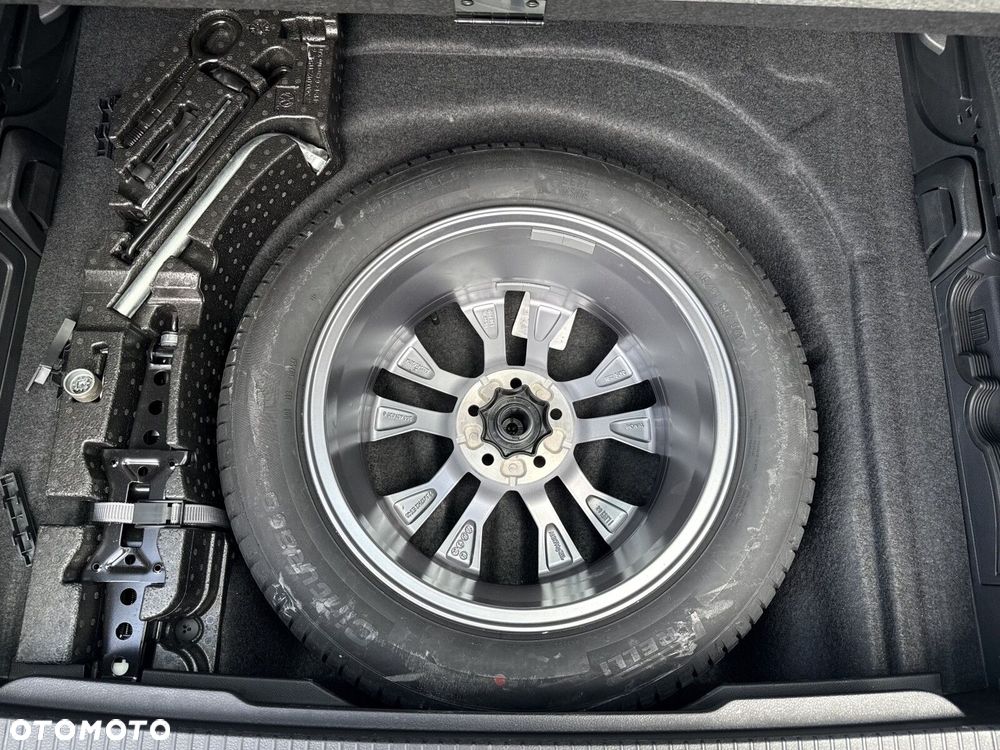 Volkswagen Passat Variant 2.0 TDI EVO Business - 33