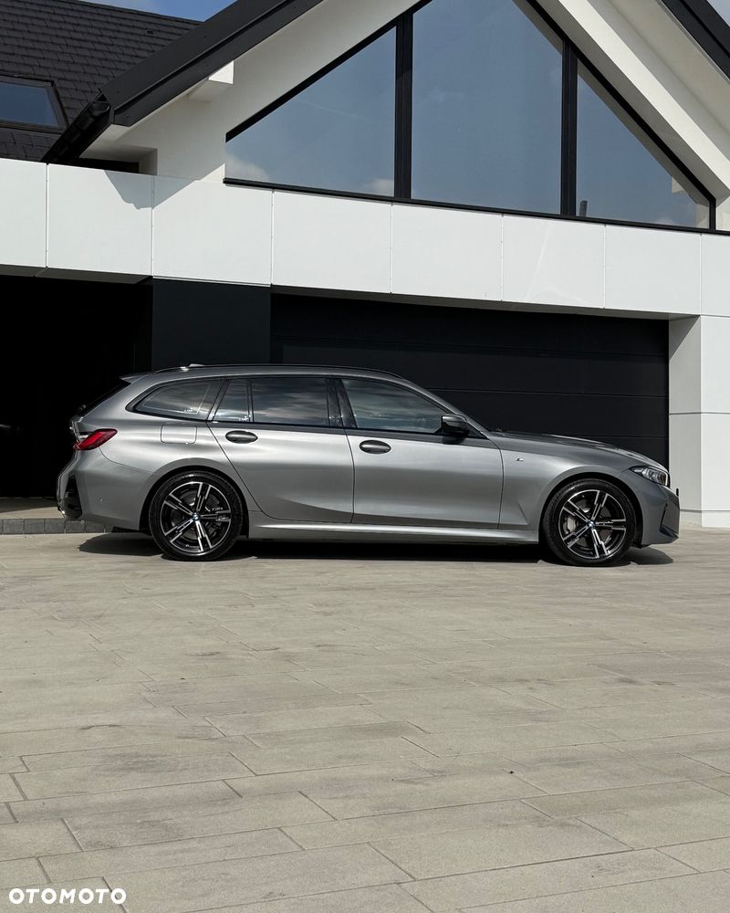 BMW Seria 3 330i xDrive M Sport sport - 30