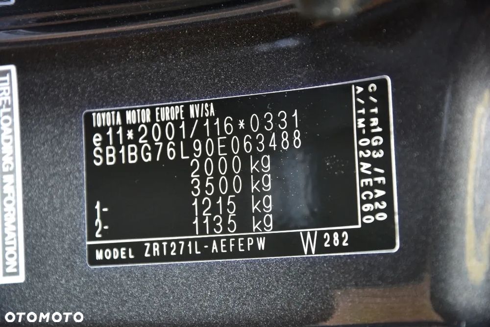 Toyota Avensis 1.8 Sol plus NAVI - 5