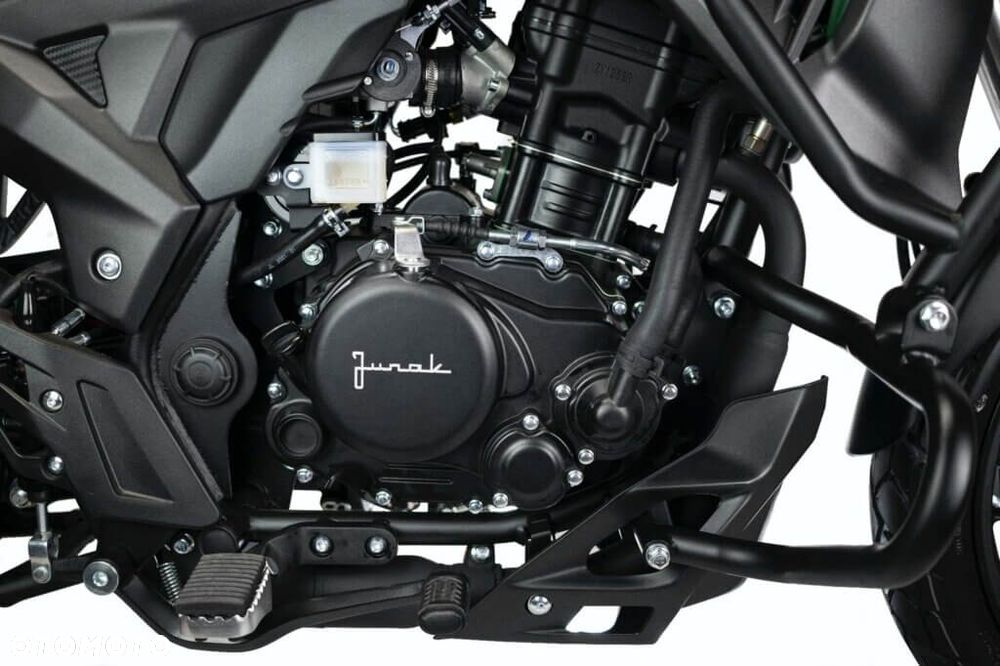 Junak RX One - 4