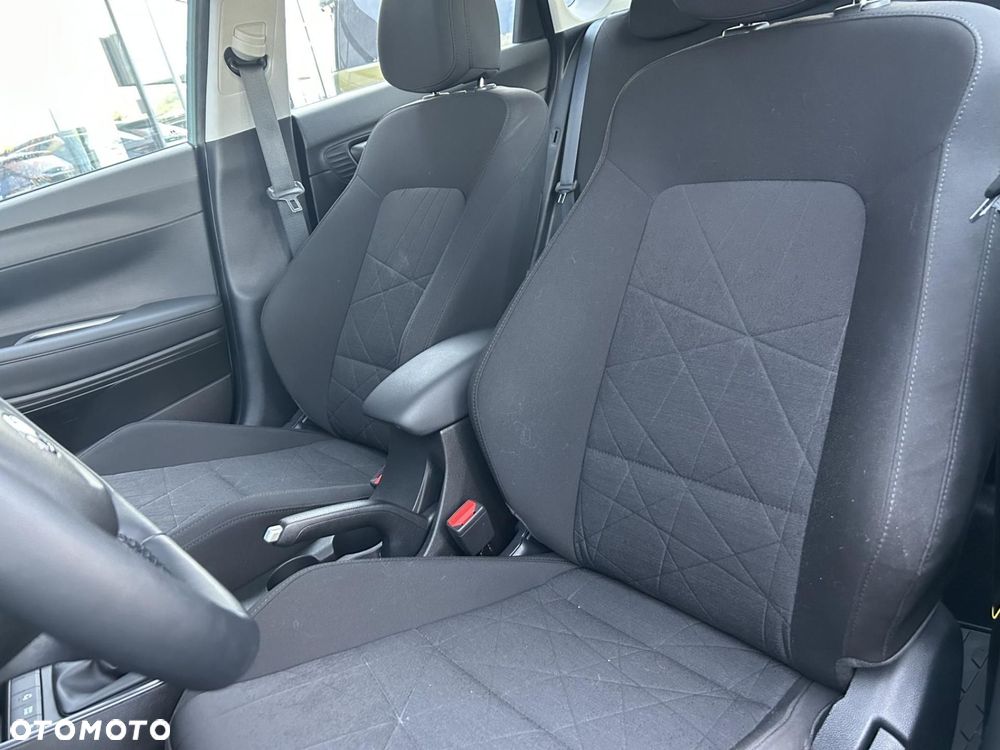 Hyundai Bayon - 12