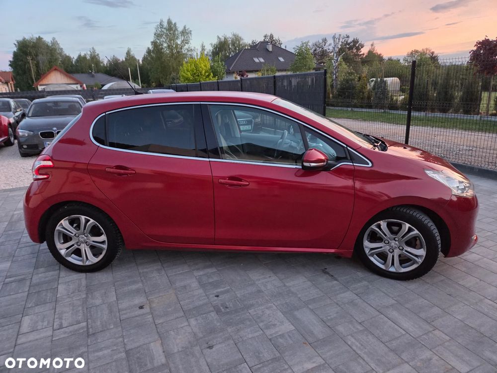 Peugeot 208 - 7
