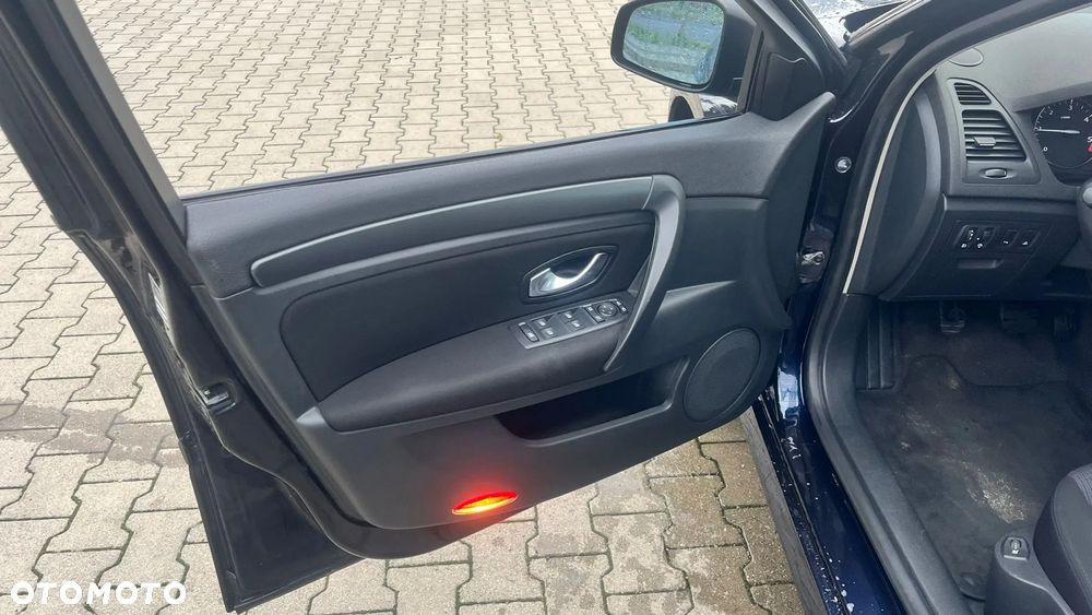 Renault Laguna 2.0 DCi Dynamique - 18