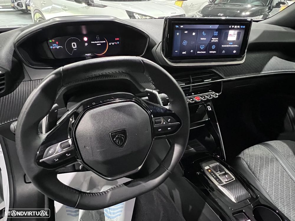 Peugeot 2008 1.2 PureTech Allure Pack EAT8 - 7