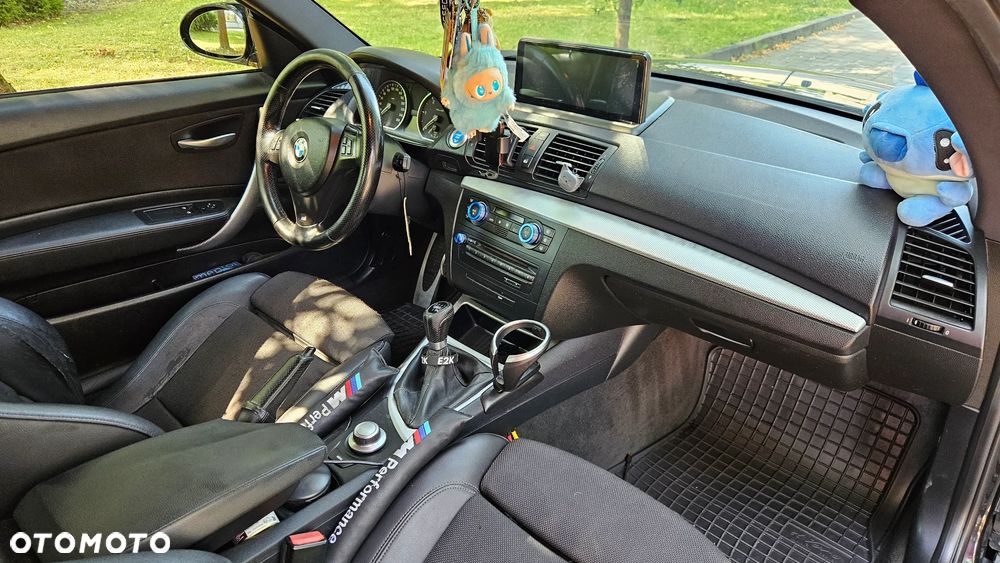 BMW Seria 1 123d - 11