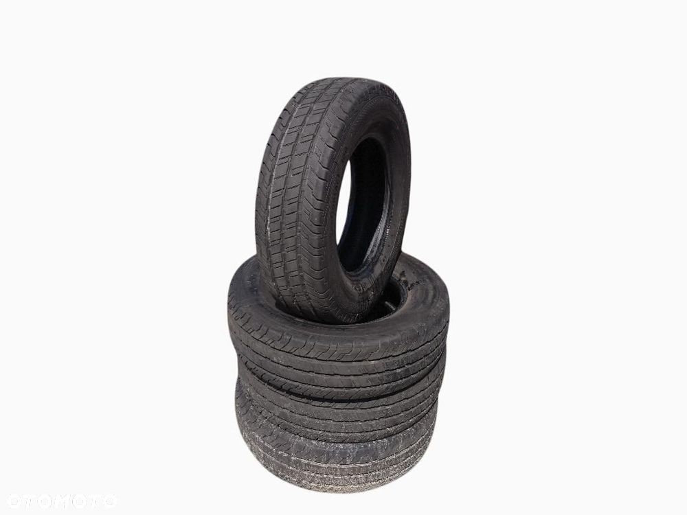 OPONY CONTINENTAL  215 75 16C  2023rok CONTIVANCONTAKT 100 - 1