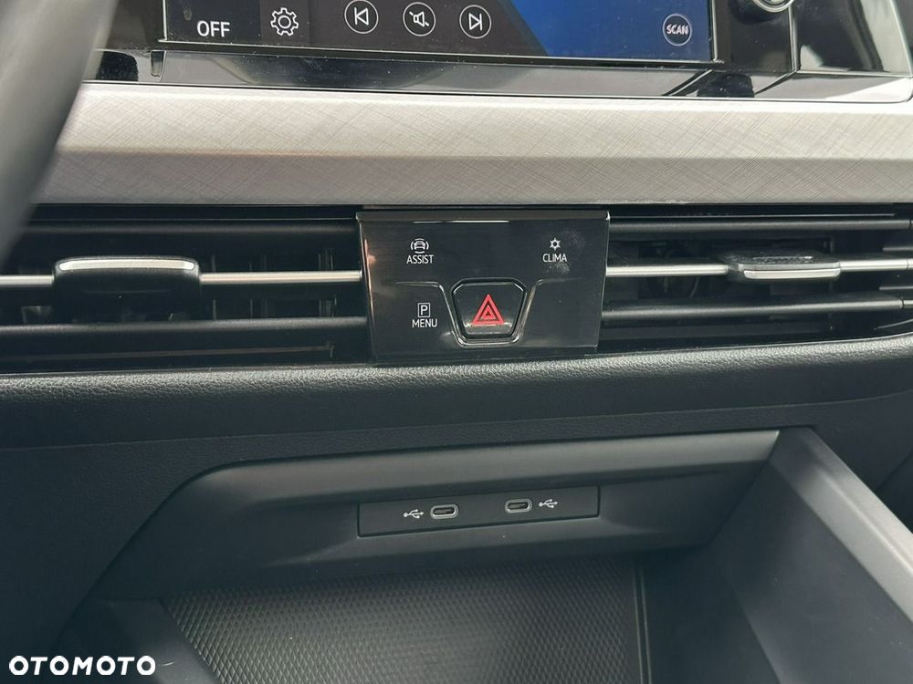Volkswagen Golf - 25