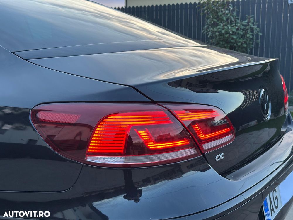 Volkswagen Passat CC 2.0 Blue TDI Individual - 30