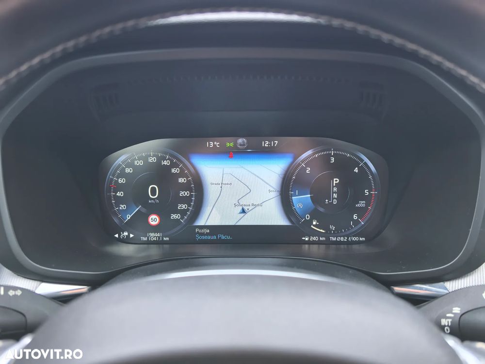Volvo XC 60 D5 AWD R-Design - 18