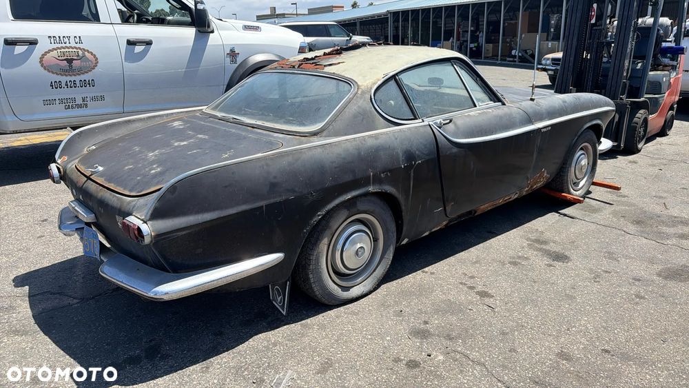 Volvo P1800 - 2