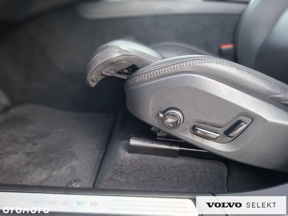 Volvo XC 60 - 31